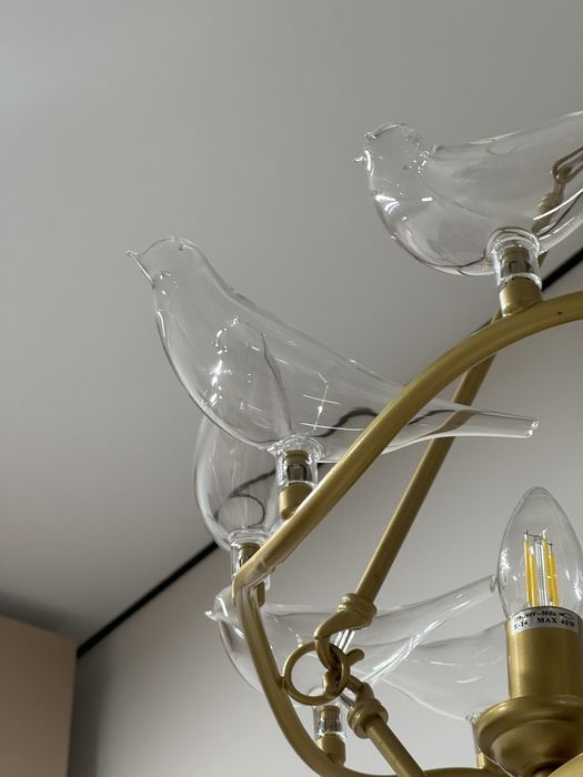 Продаю две люстры