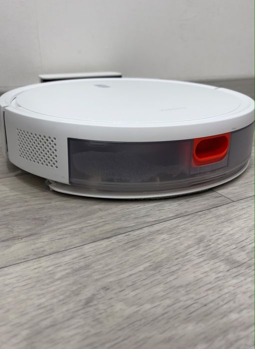 Робот-пылесос Xiaomi Robot Vacuum E10