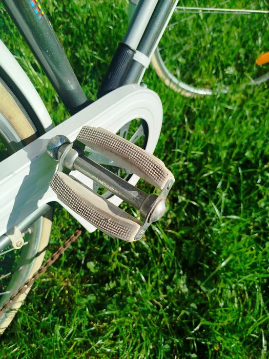 Bicicleta  semi Cursiera EXCLUSIV retro ideala pentru oraș 100% originala