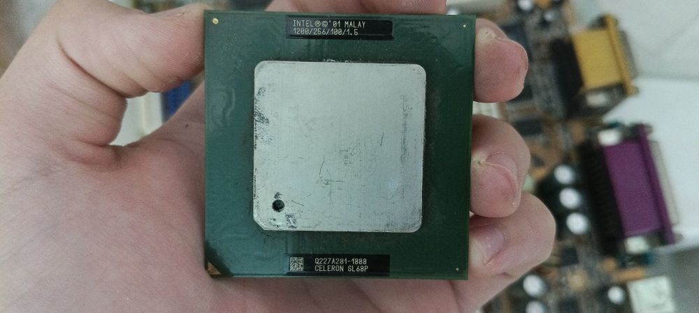 Комплектующие под запчасти