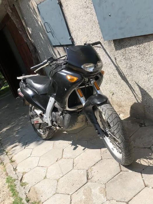 Aprilia pegaso 650 2003