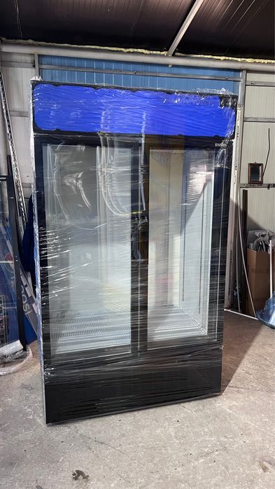 Vitrina frigorifica dubla pentru sucuri