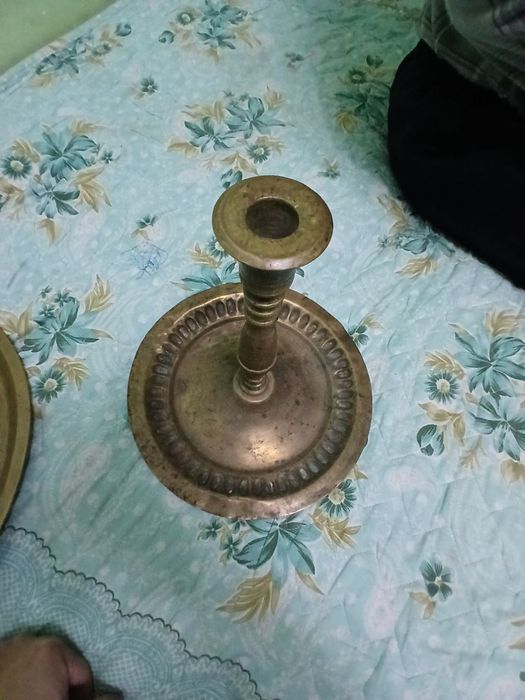 Антиквар буюмлар