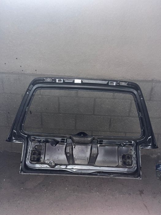 Продам багажник на Пассат В4