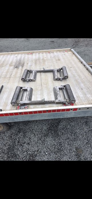 Vând cărucioare roti rupte