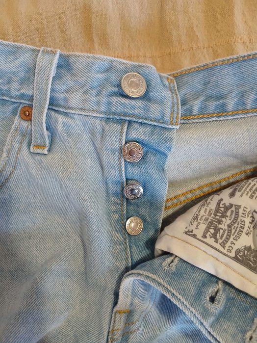 Levi's 501 къси дънкови панталонки, 25номер, с етикет