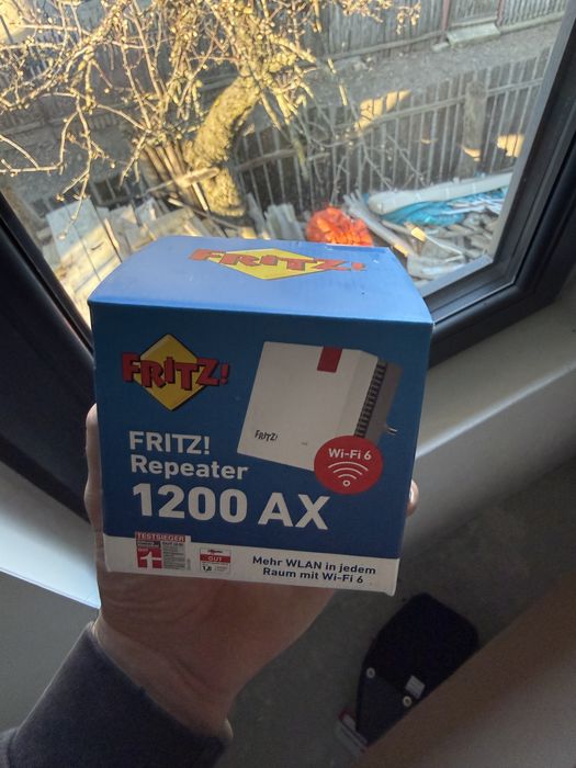 repetor wireless FRITZ!Repeater 1200 AX de la AVM