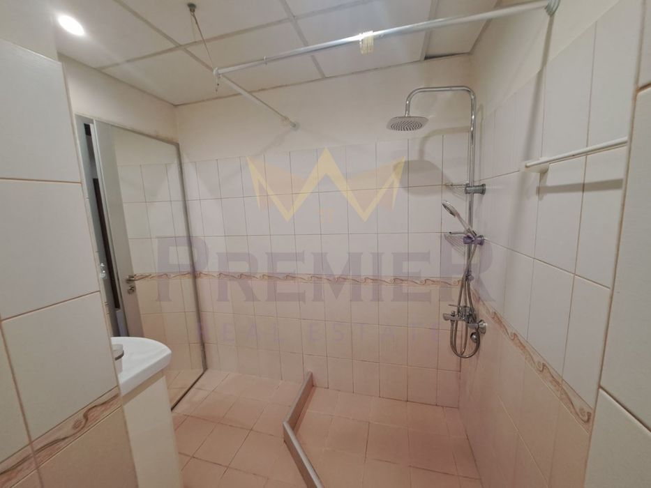 Дава се под наем Двустаен апартамент в Варна, Колхозен пазар - 70 кв.м за 459 € - Снимка #11