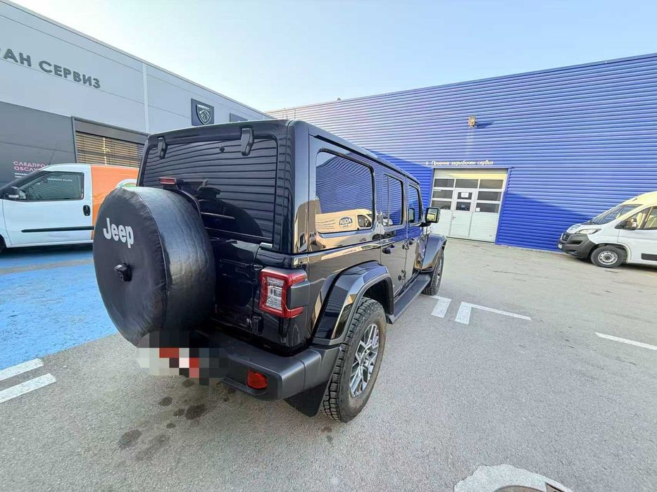 Jeep Wrangler 4xe 2023 Plug-in Hybrid 4x4 375 к.с.