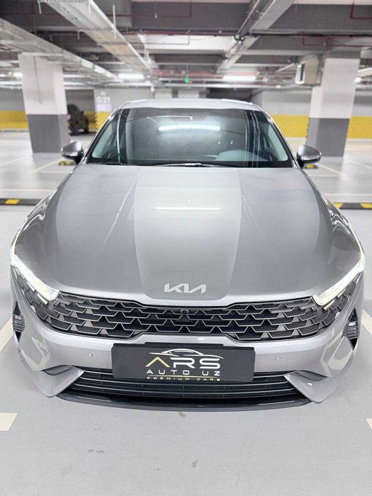 Срочно Kia K5 Prestige Special 2.5 AT 2023 — 44 000 км — Родная краска