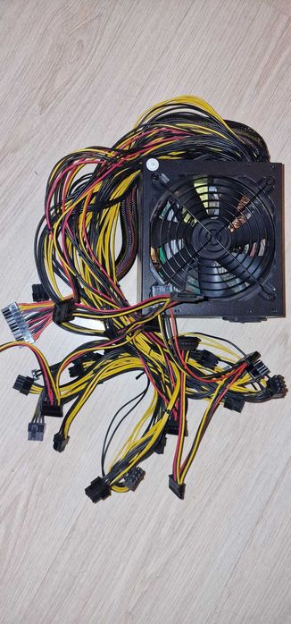 Sursa alimentare 1800W mining 16PCIe 5molex 8 sata
