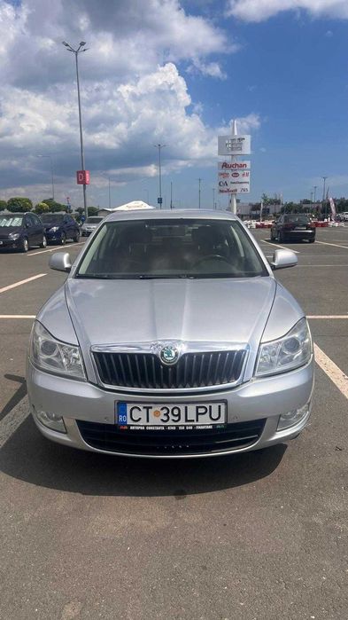 SKODA Octavia 2012 — imagine 1
