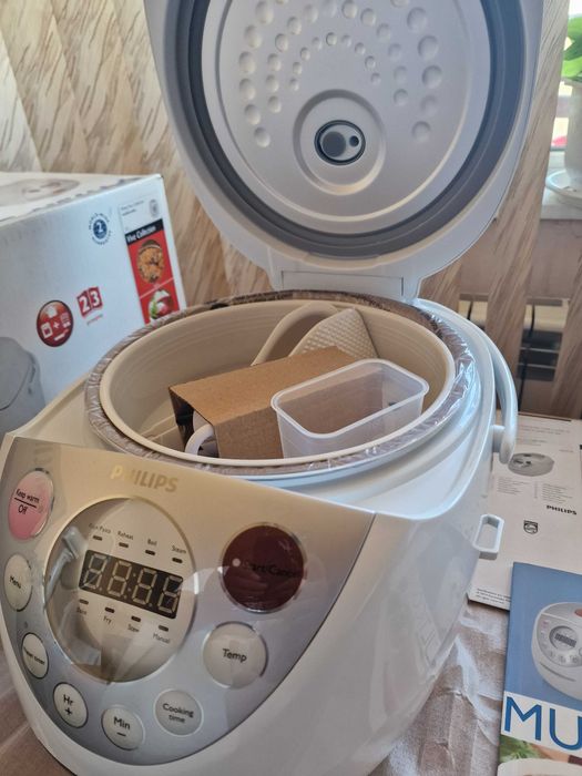 Мултикукър PHILIPS HD3139/70 - Неупотребяван