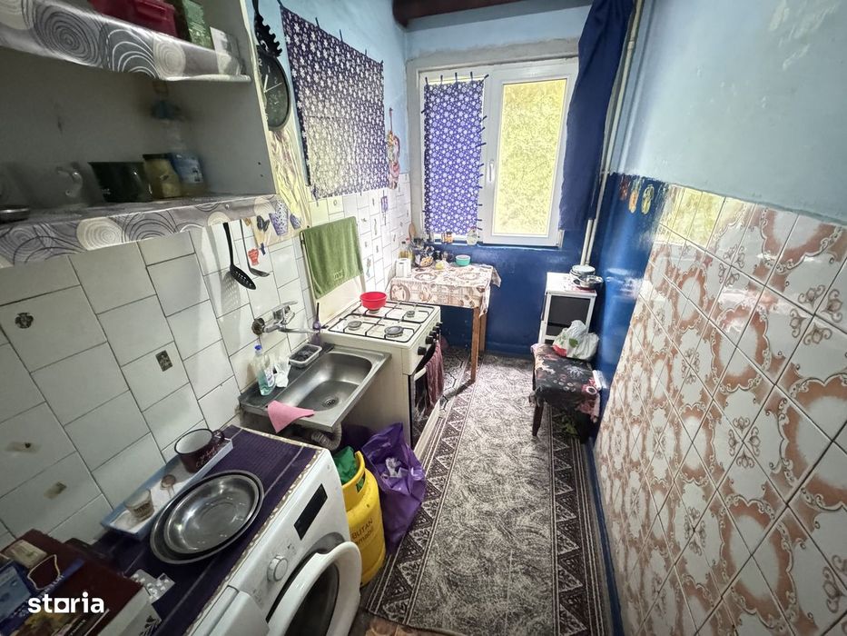 Apartament 3 camere zona Km 4 5