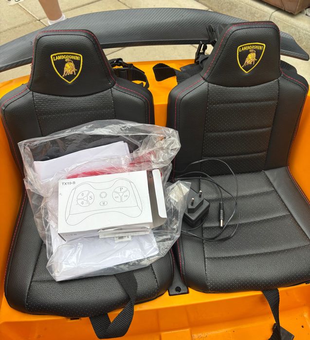 Акумулаторна кола LAMBORGHINI HURACAN с родителски контрол 12V