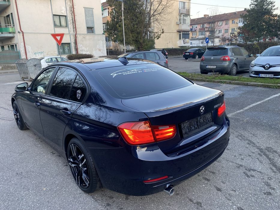 BMW 320d F30 SPORT Navi Bi-xenon Cutie automat
