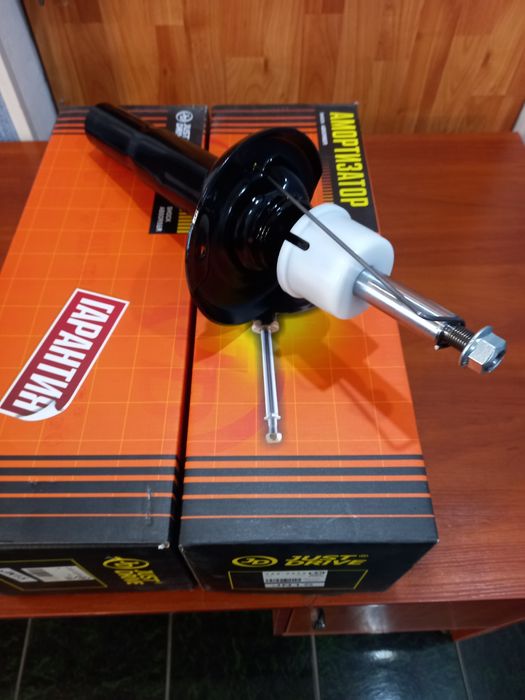 Амортизатор передний шкода октавия