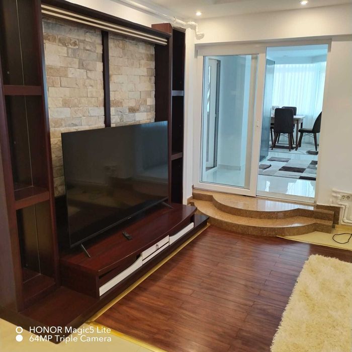 inchiriez apartament 3 camere zona penny vaporas