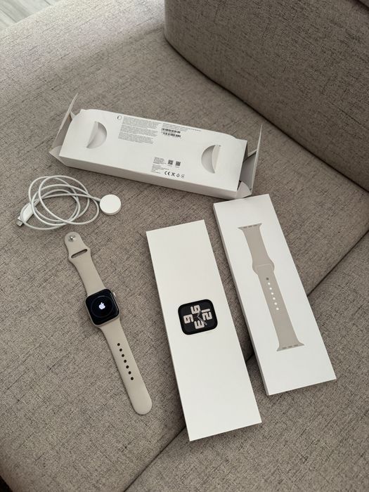 Apple watch SE2 de 40mm starlight impecabil, full box