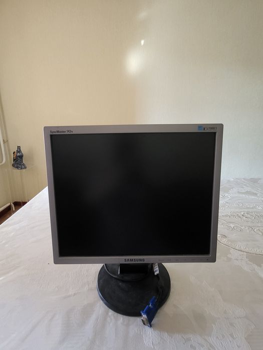 Продается монитор