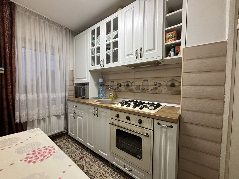 Vand apartament  Cart Stefan cel Mare  Sacele  Brasov