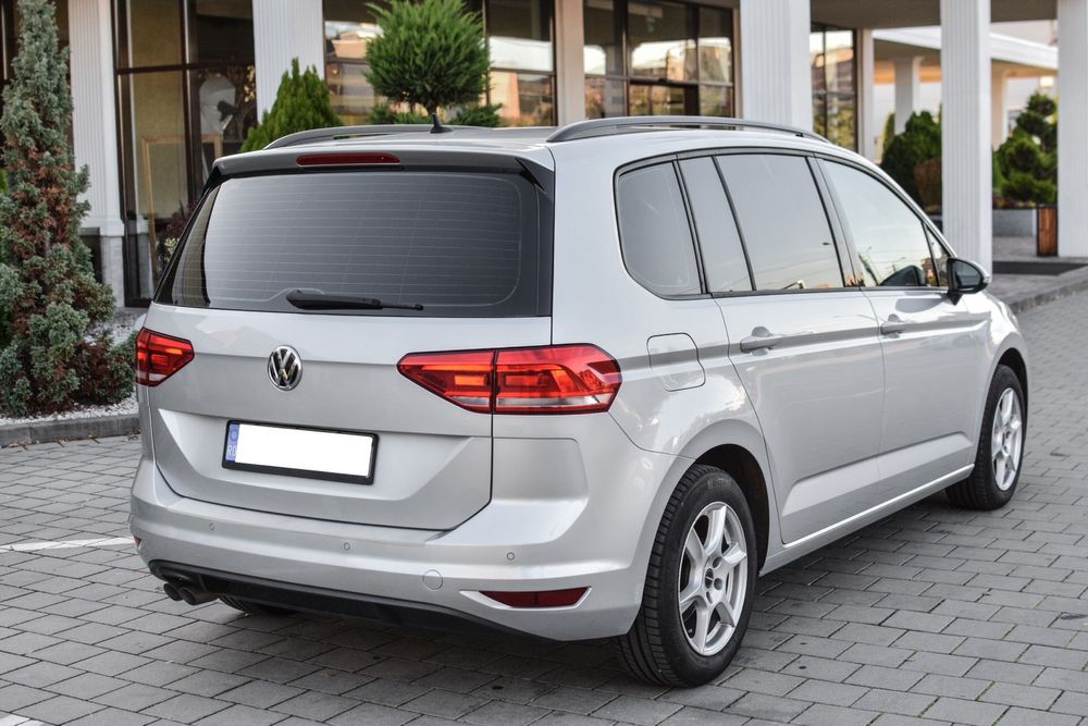 Vand VW Touran 7 locuri, 2.0 diesel, 150 cai putere, euro 6