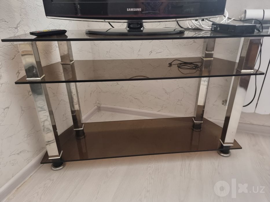 Padstavka va Samsung televizor 42 lik srochna sotiladi.