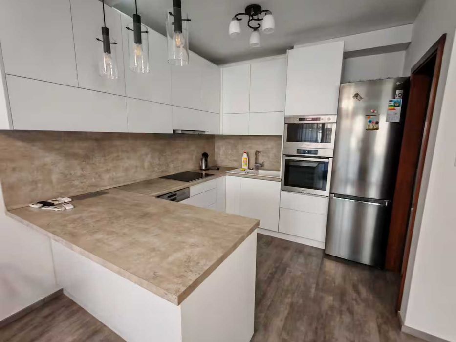 Дава се под наем Тристаен апартамент в София, Малинова долина - 76 кв.м за 699 € - Снимка #2