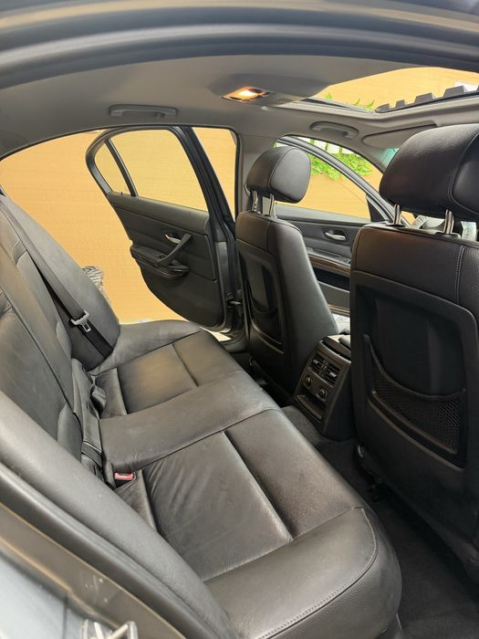 Bmw 320d 2010 automat