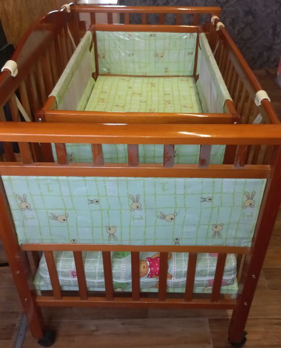 детская кроватка с люлькой