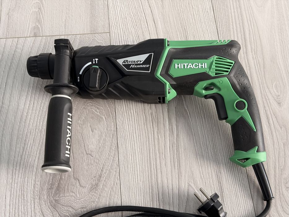 Перфоратор Hitachi DH 26PB