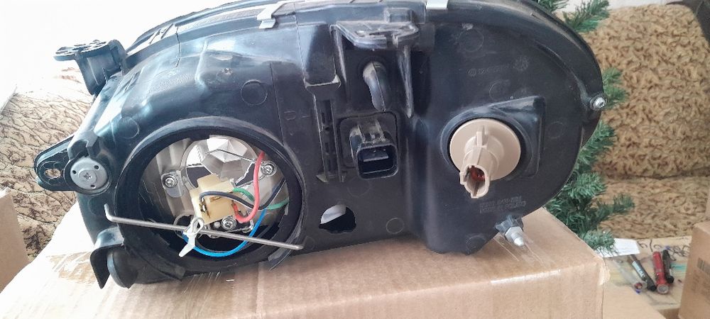 Атомобильная блок-фара.