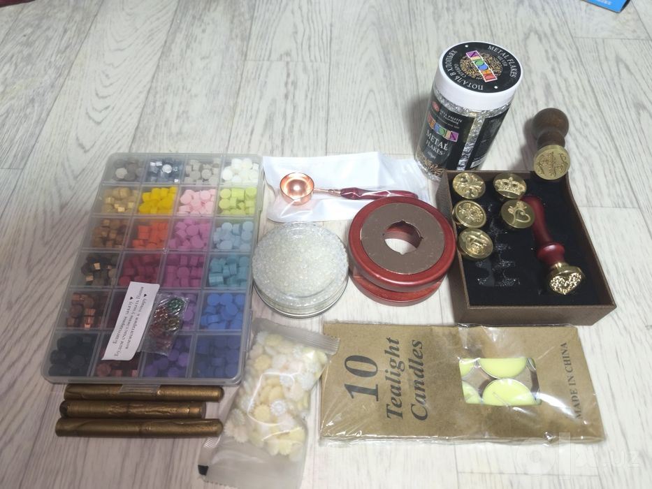 Большой набор для сургучных печатей — воск, штампы, печка, ложка