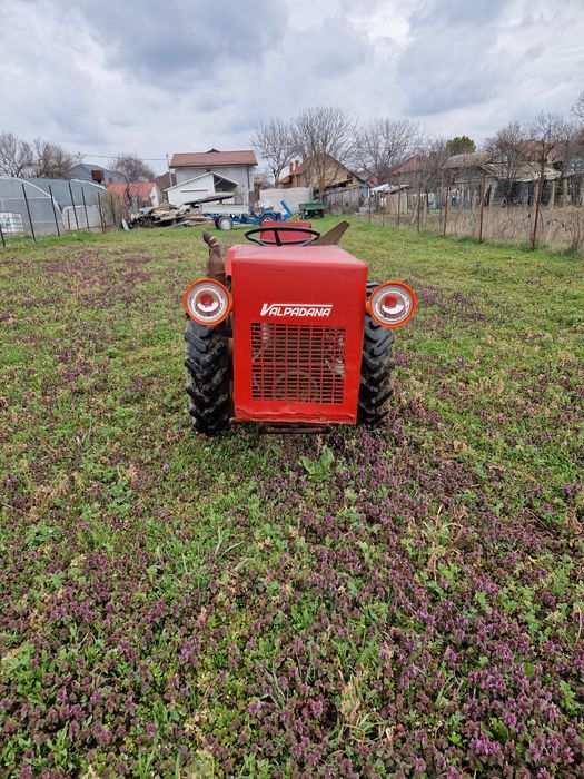 Tractoras articulat Valpadana