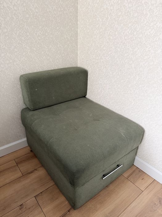 Диван б/у продается срочно