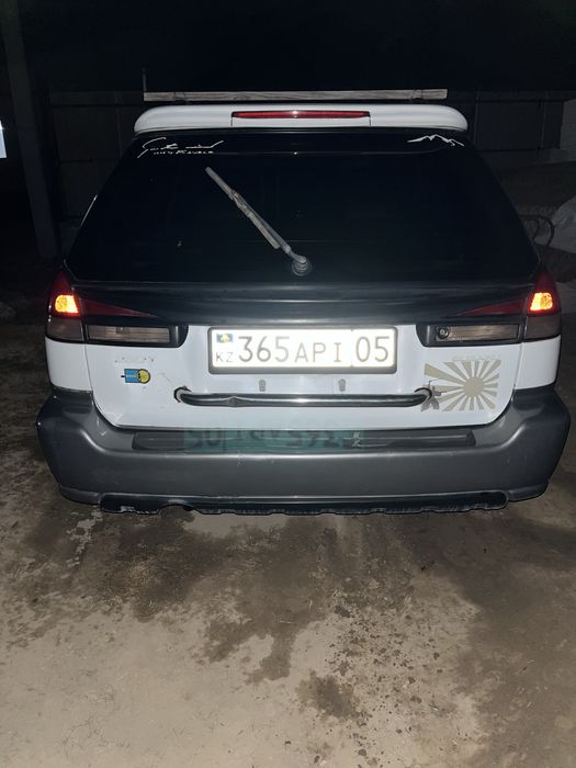 Субару легаси универсал