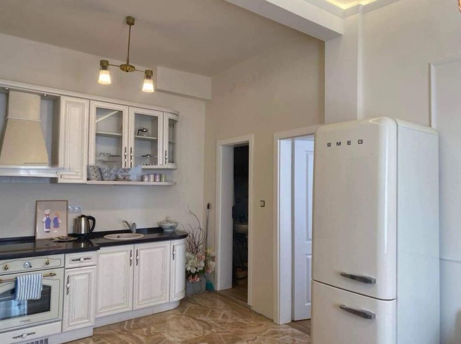 Дава се под наем Двустаен апартамент в София, Център - 55 кв.м за 930 € - Снимка #1