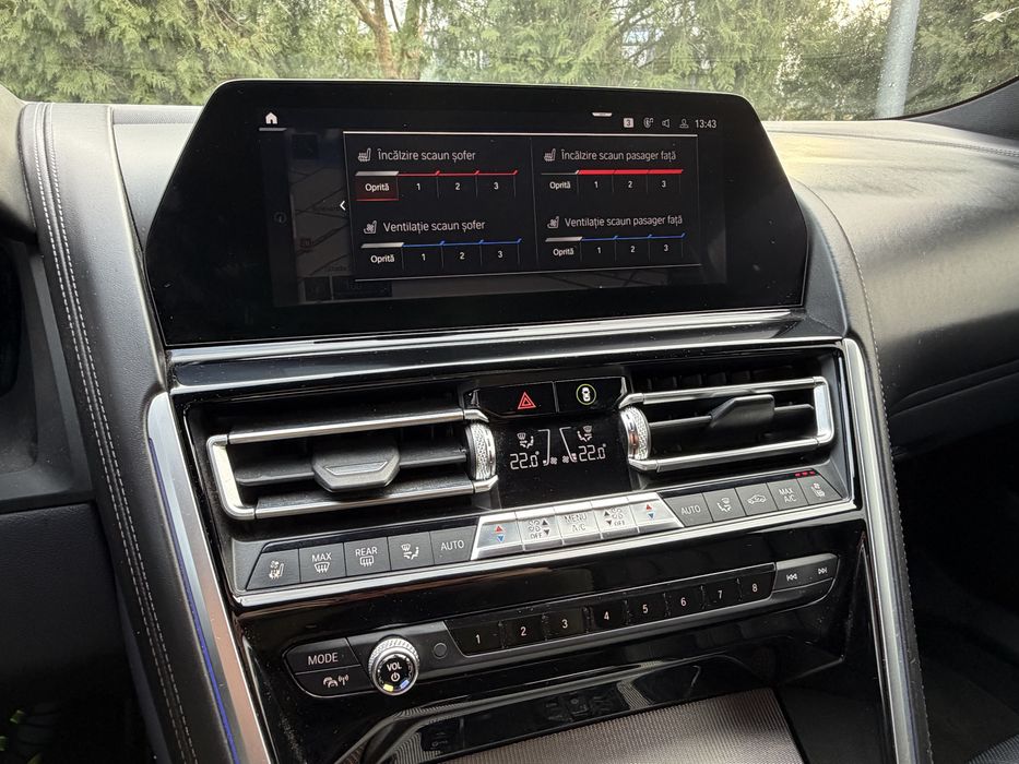 BMW 850i 2020 Coupe 530cp CarbonCore/Laser/Ventilatie/H&K/ VARIANTE +-