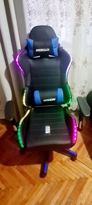 Scaun gaming cu led