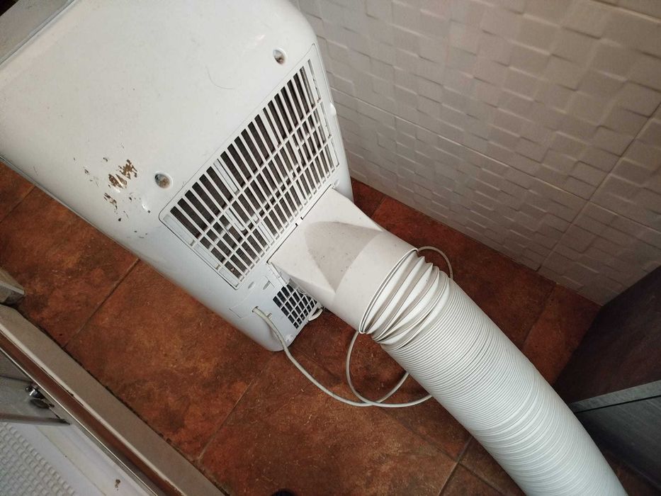 Aer conditionat portabil Trotec PAC 2600E,  9.000 Btu,; second hand !