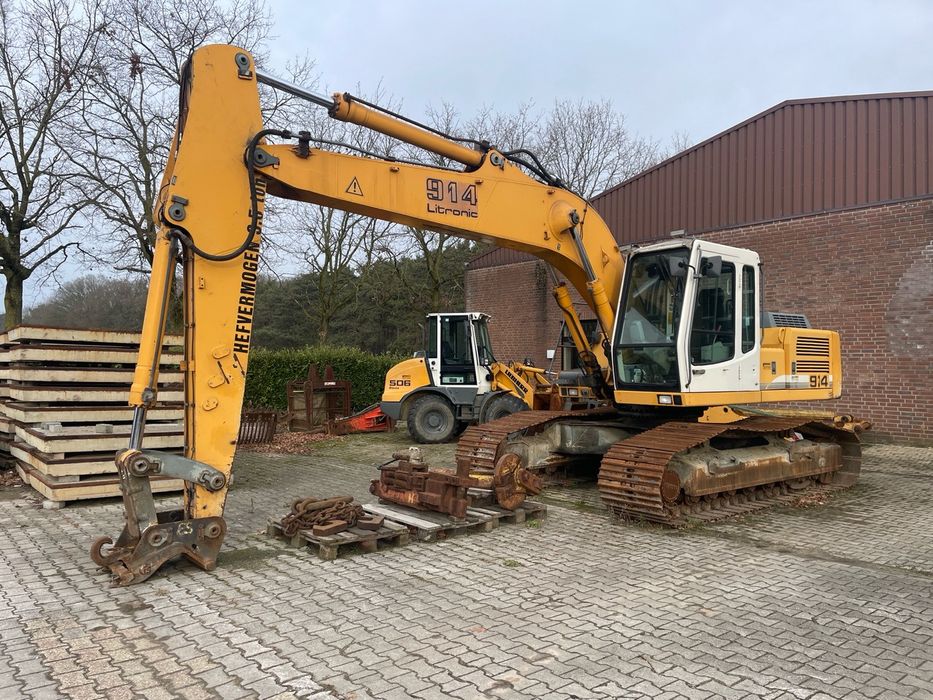 Excavator Hitachi