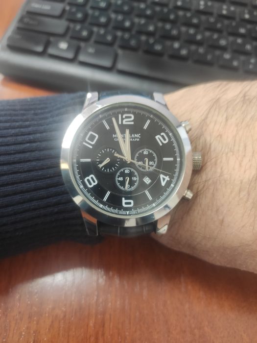 Продаются ручные кварцевые часы Montblanc