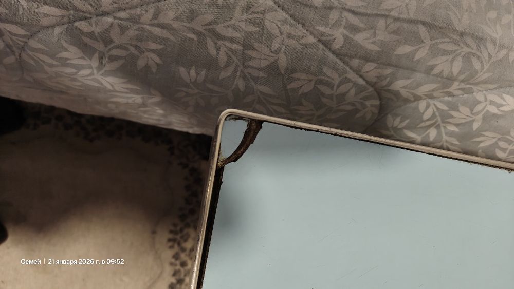 Продам кухонный стол.