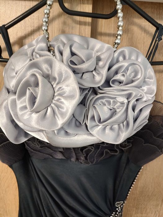 Бална рокля на символична цена + подарък