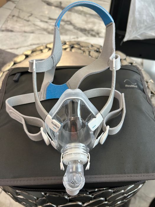 Апарат за сънна апнея автоматичен ResMed AirSense10