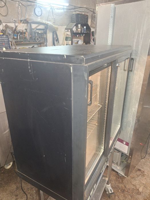 Хладилна витрина подплотова FOSTER /gomko