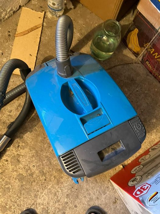 Продам пылесос томас