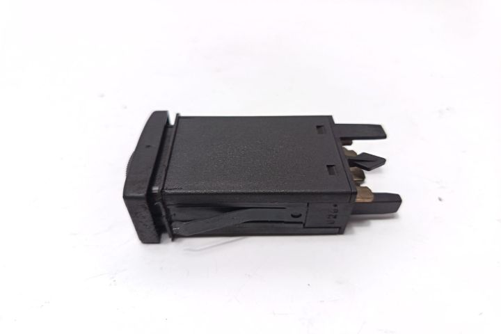 Buton avarie 8D0941509C Audi A4 B5