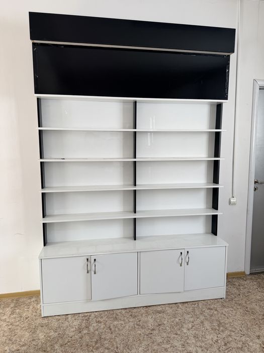 Шкаф черно белый