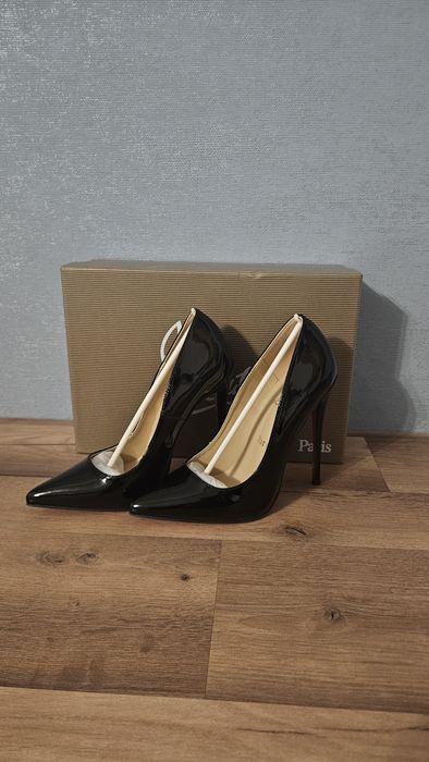 Tocuri Louboutin 12 cm